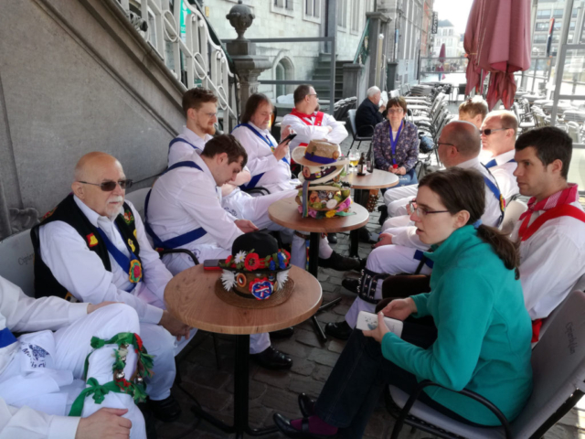 A break in our walking tour of Sint Niklaas