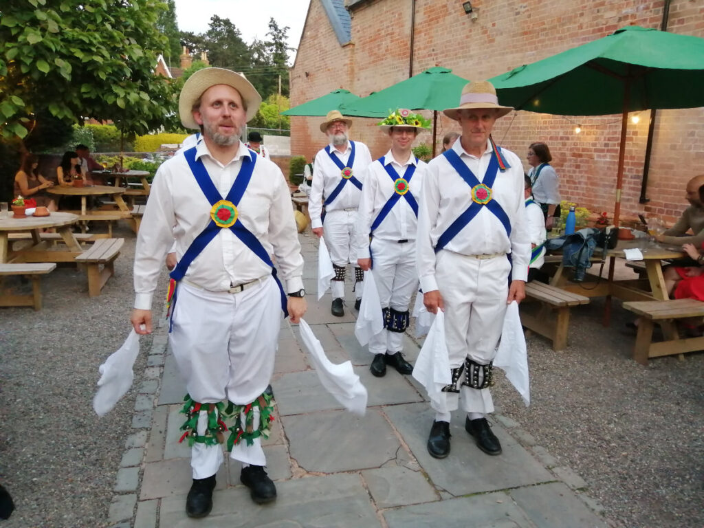 Dance out at "The Cat" in Enville - July 2023